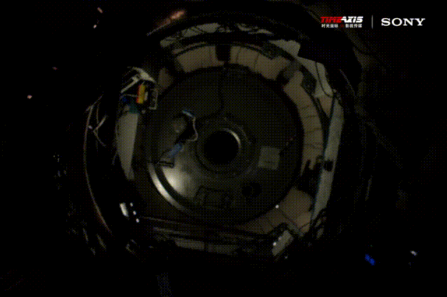 4.GIF